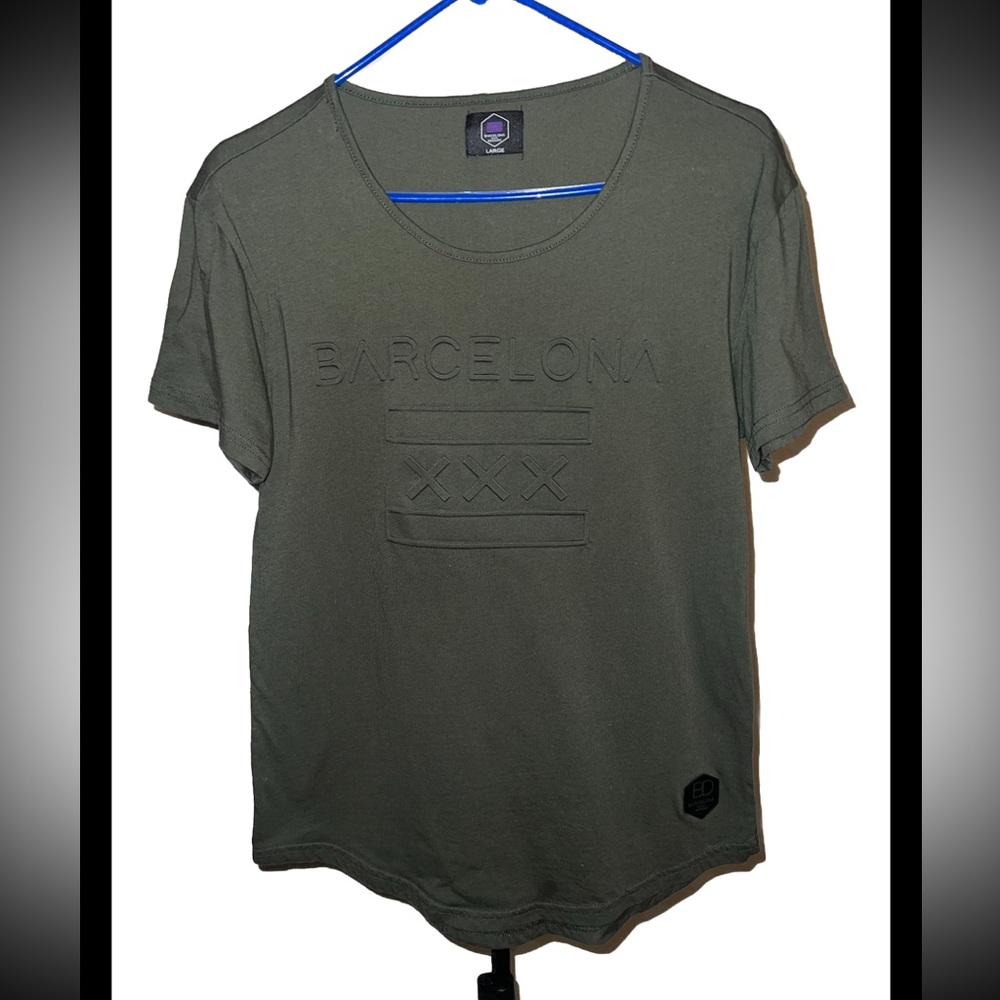 Barcelona Designs Olive Army Green Logo Premium Tee TShirt Sz L Embossed Unisex